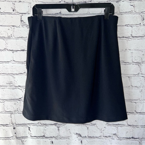 Boston Proper NWT Black Faux Wrap Mini Skort Size Medium - Picture 4 of 7